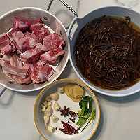 #减一点更好#干豆角烧排骨(下饭菜)的做法图解1