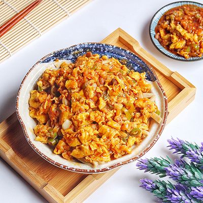 鸡蛋酱拌莜面
