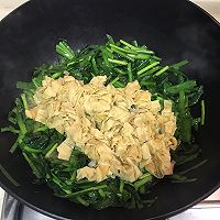 养肥老公的36道菜:07韭菜炒干豆腐的做法图解9
