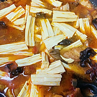 回味无穷|特色腐竹木耳红烧肉的做法图解13