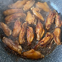 蒜香鸡翅的做法图解3