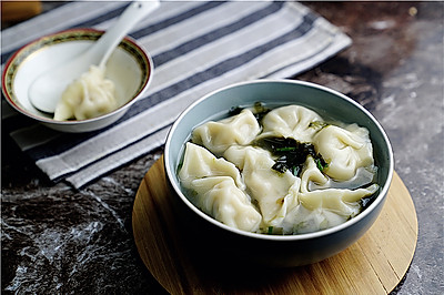 番茄鲜肉汤饺