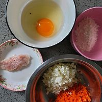鲜虾蔬菜鸡蛋饼（特别适合宝宝）的做法图解2