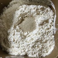 培根芝士卷面包的做法图解1