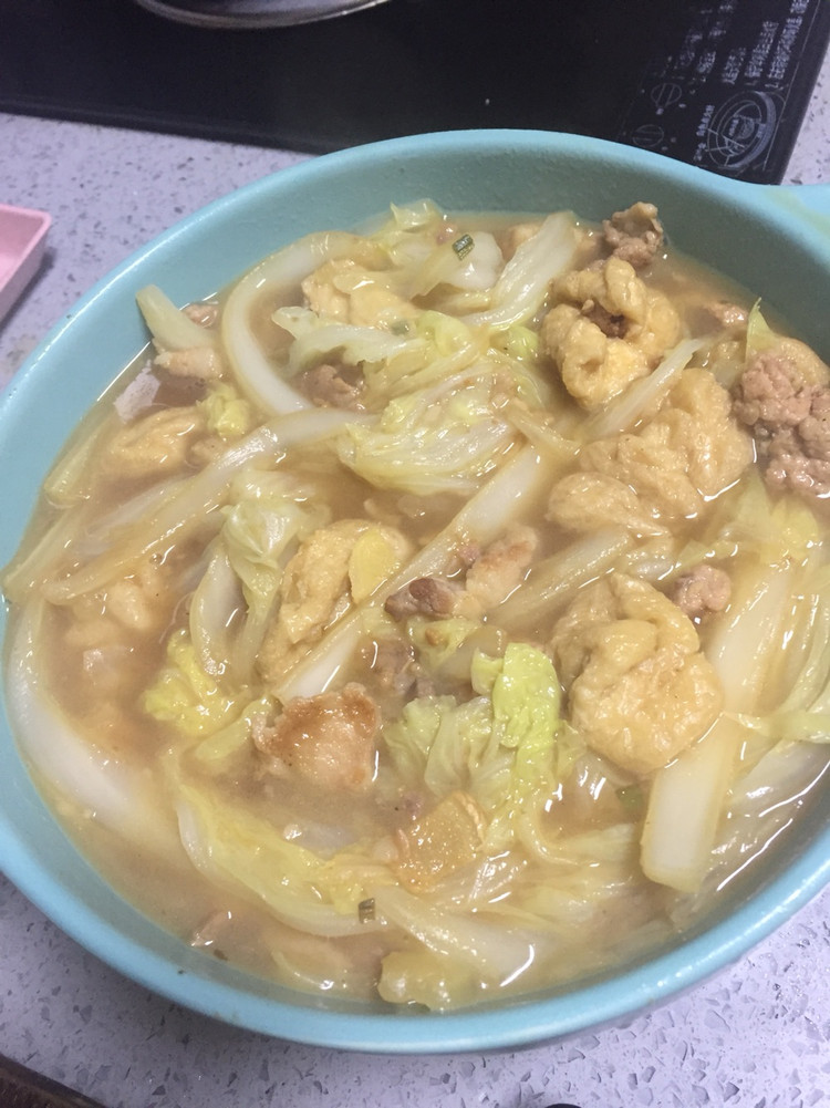 五花肉炖大白菜油豆腐的做法