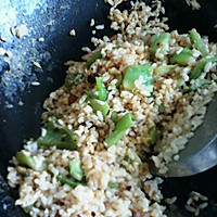 青椒蛋炒饭的做法图解6
