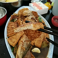 黄花鱼炖煎豆腐的做法图解2