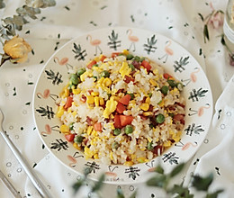 消灭剩饭神器，10分钟做好五彩蛋炒饭，一碗都吃不够的做法