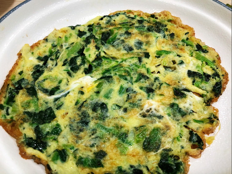 香喷喷的菠菜鸡蛋饼的做法