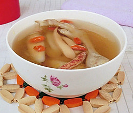 淮杞鸡脚响螺片汤的做法