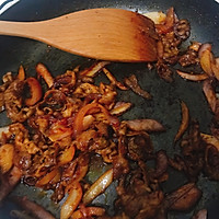 燕麦饼卷洋葱炒羊肉（快手工作便当）的做法图解1