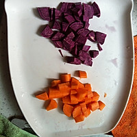 紫薯胡萝卜泥 宝宝辅食的做法图解1