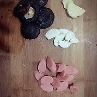 花生香菇炖猪蹄的做法图解2