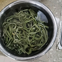 凉拌鸭胗的做法图解1