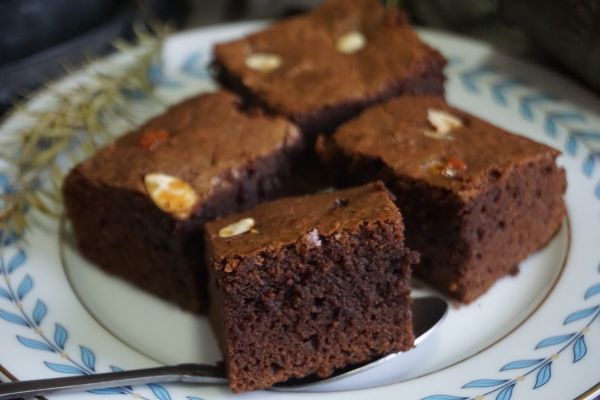 美式经典布朗尼蛋糕，口感扎实味道浓郁，简单0技巧，谁做谁成功