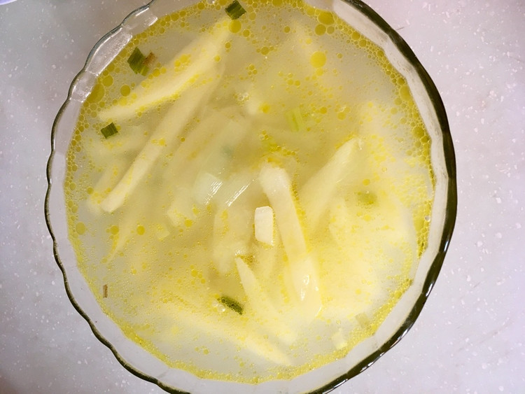 老黄瓜土豆汤的做法