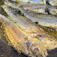 私房豆瓣酱烧小黄鱼的做法图解5