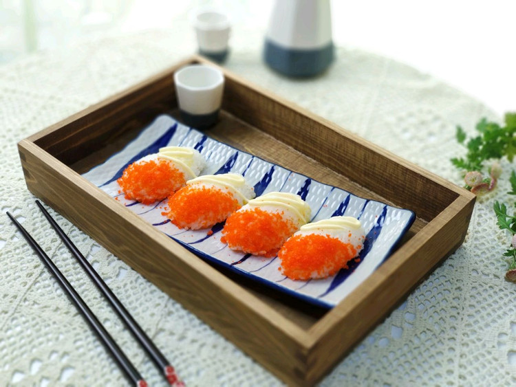 脱糖饭飞鱼籽寿司的做法