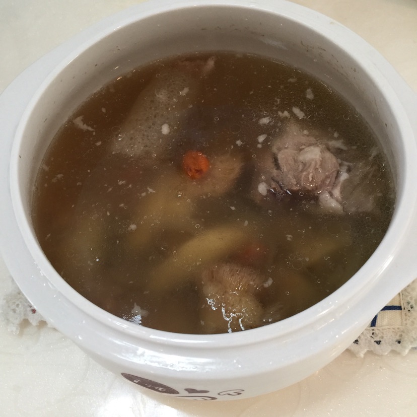 猴头菇山药大骨汤的做法图解5