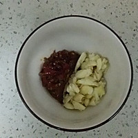 炝炒藕片的做法图解2