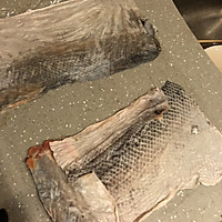 狗零食之三文鱼皮脆脆的做法图解6