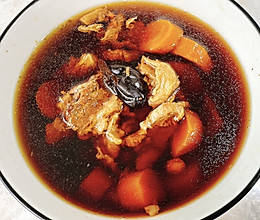 #旅行中的美味# 牛肉胡萝卜汤的做法