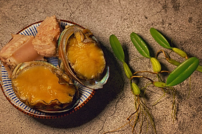 石橄榄鲍鱼排骨汤