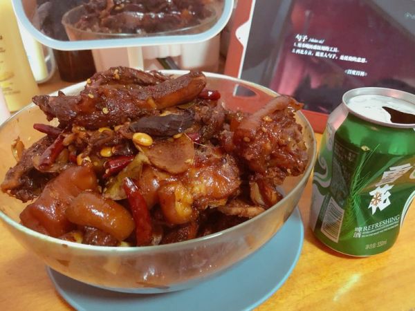卤猪蹄、鸭锁骨、凤爪… 卤一切的卤菜教程