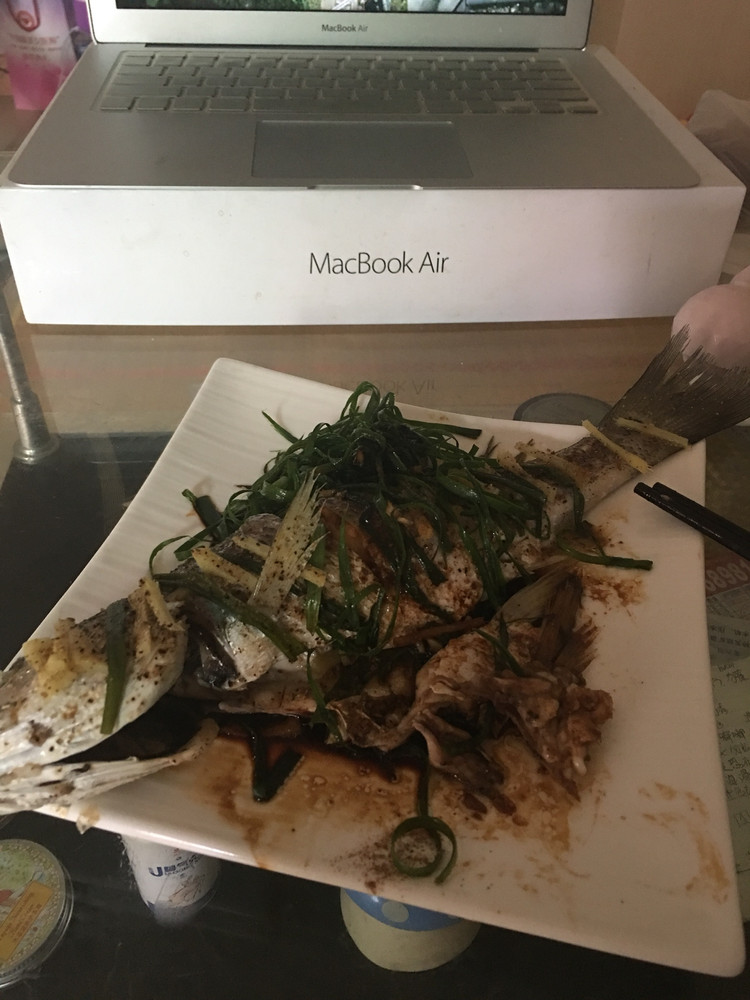 清蒸鲈鱼的做法