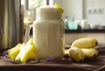 火龙果香蕉奶昔——美容养颜的做法