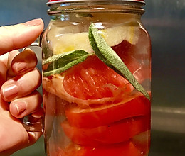 排毒 去水肿 西红柿葡萄柚超代谢水的做法