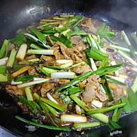 蚝油酱爆猪肝的做法图解3