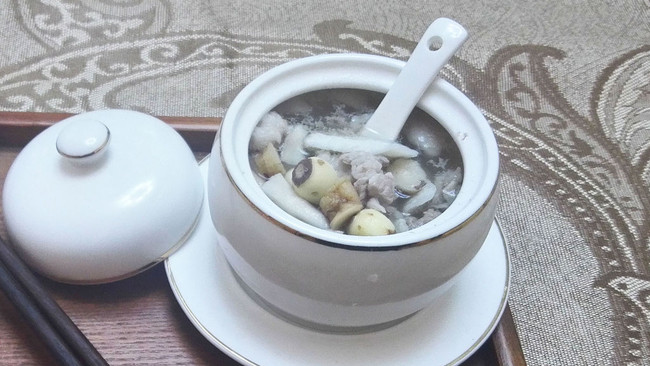 沙参玉竹瘦肉汤-有别于广东普通清补凉的清补凉的做法