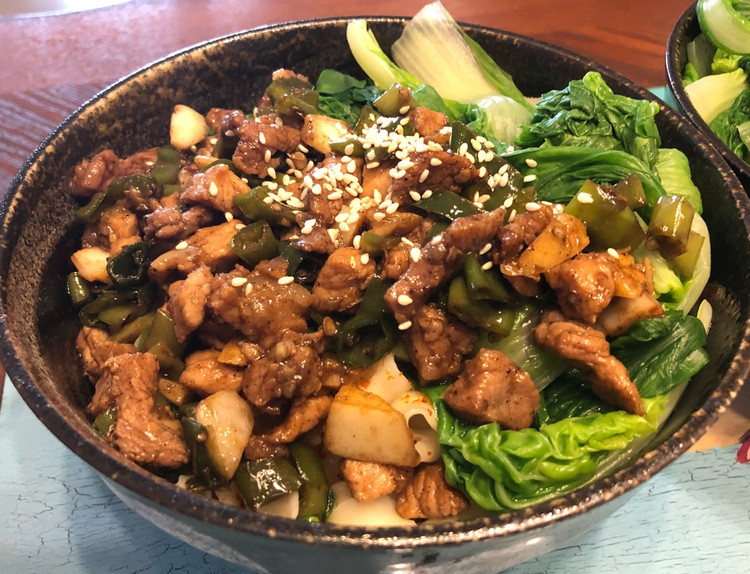 青椒肉丁面的做法
