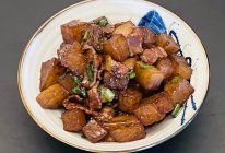 培根烧萝卜的做法
