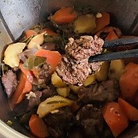 #美食说出“新年好”#圣诞跨年食谱｜法式红酒炖牛肉 软嫩入味的做法图解20