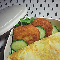 日式便当：蔬菜蛋包饭+可乐饼#单挑夏天#的做法图解16