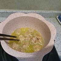 酸酸甜甜的•菠萝咕咾肉的做法图解7