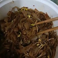 肉沫豆芽炒河粉的做法图解9