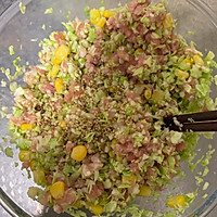 大馄饨（包菜玉米猪肉馅）的做法图解4
