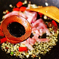 绿豆芽爆花肉的做法图解7
