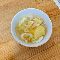 翡翠虾仁的做法图解2
