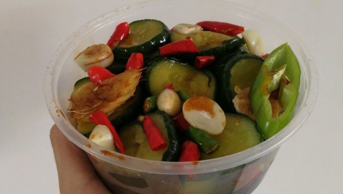 腌黄瓜