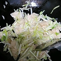 黄芽韭炒豆腐片的做法图解6