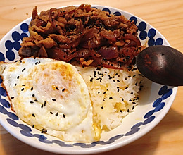 十分钟搞定超美味日式快餐——洋葱肥牛饭的做法