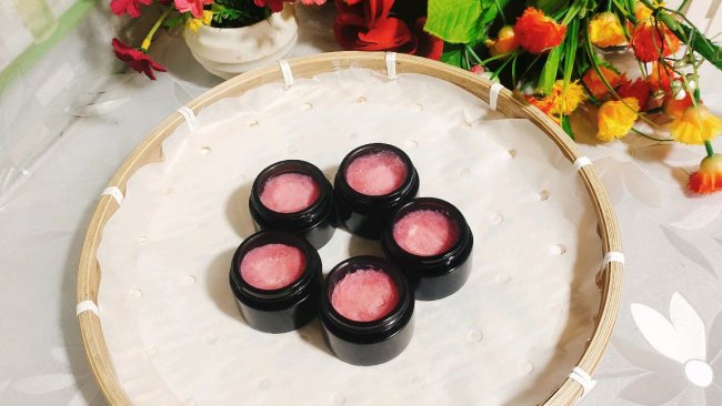 玫瑰紫草面霜的做法