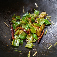 柳式青椒回锅肉的做法图解7