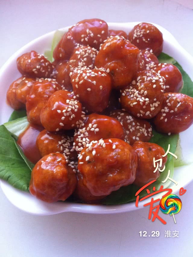 茄汁鱼丸