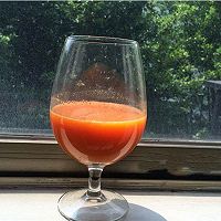 维生素A补充佳饮————胡萝卜汁的做法图解3
