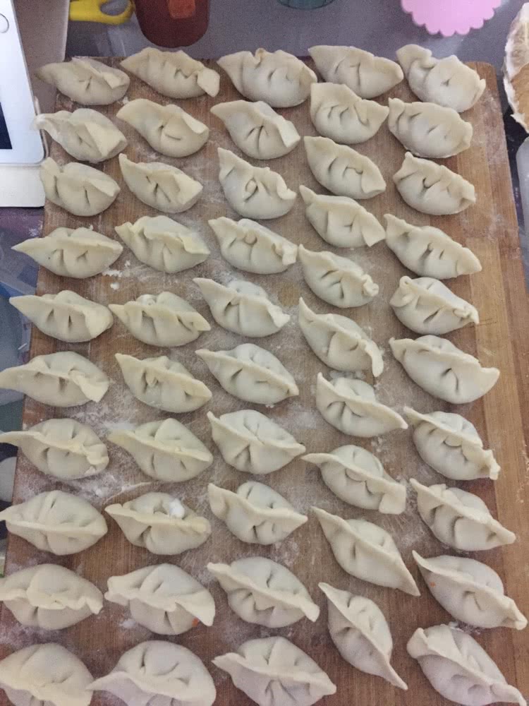 缤纷饺子的做法图解2